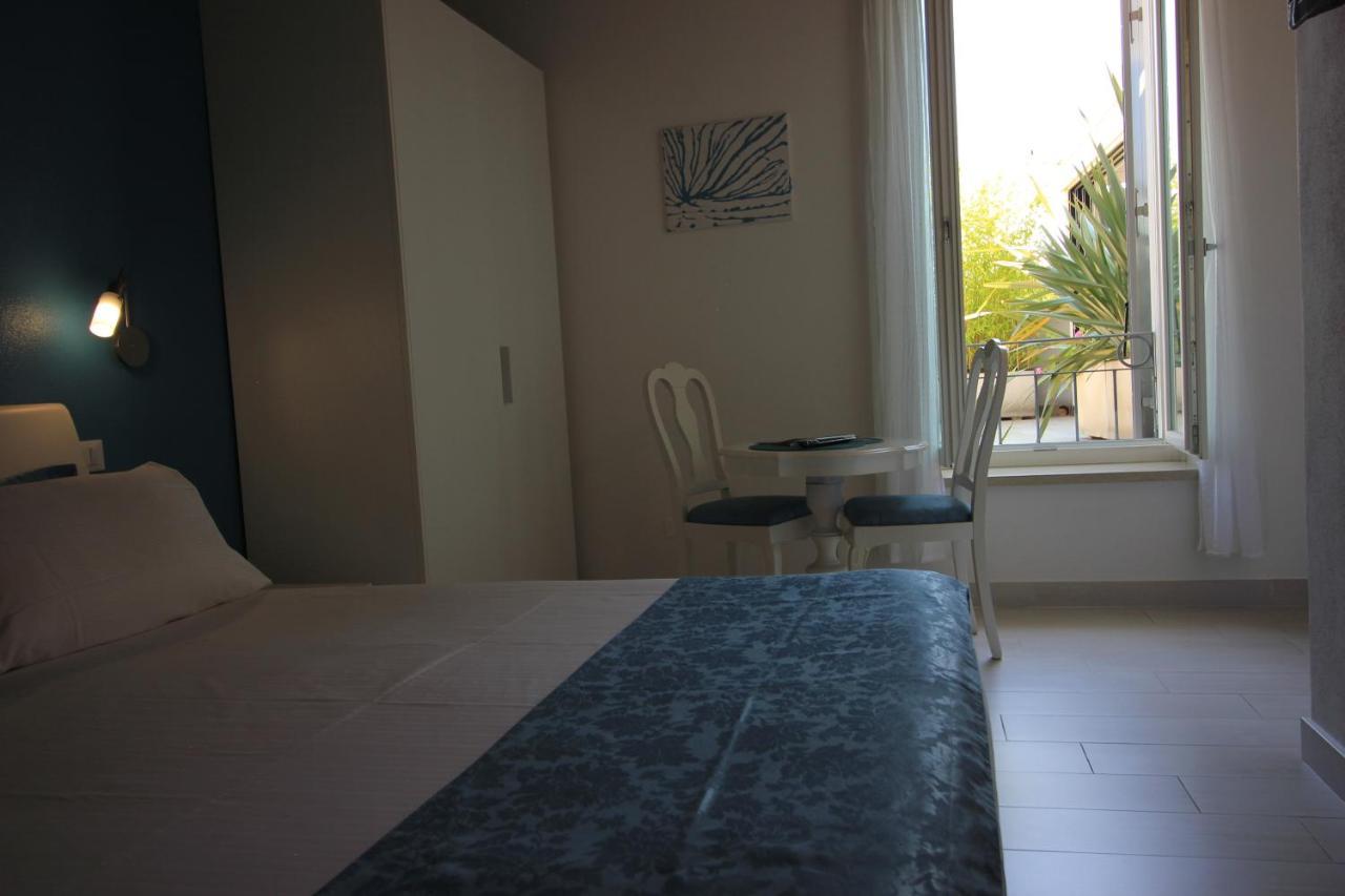 بسكييرا ديل غاردا Rooms Il Punto المظهر الخارجي الصورة