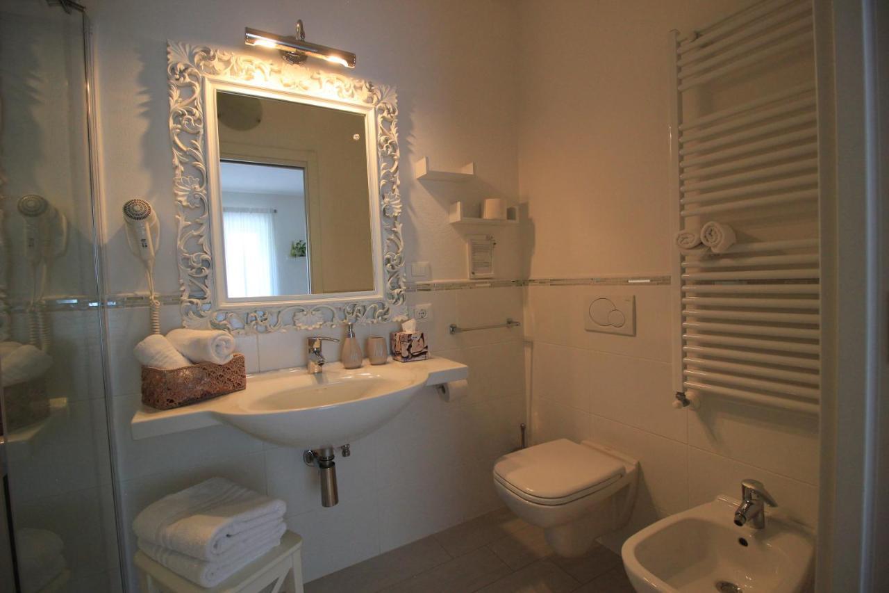 بسكييرا ديل غاردا Rooms Il Punto المظهر الخارجي الصورة