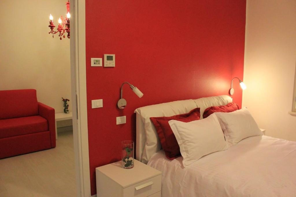 بسكييرا ديل غاردا Rooms Il Punto الغرفة الصورة